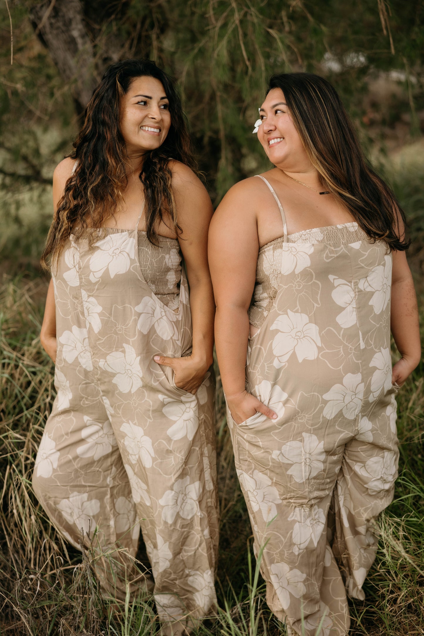 Lana Jumpsuit - Puakenikeni (Latte)