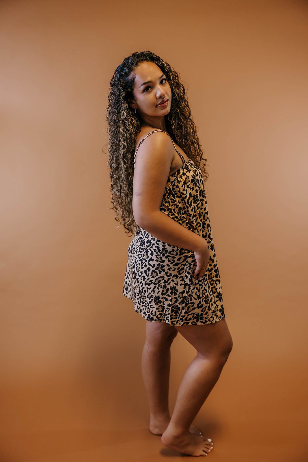 Pu'ulei Dress - Leopard + Pua Kenikeni Tan