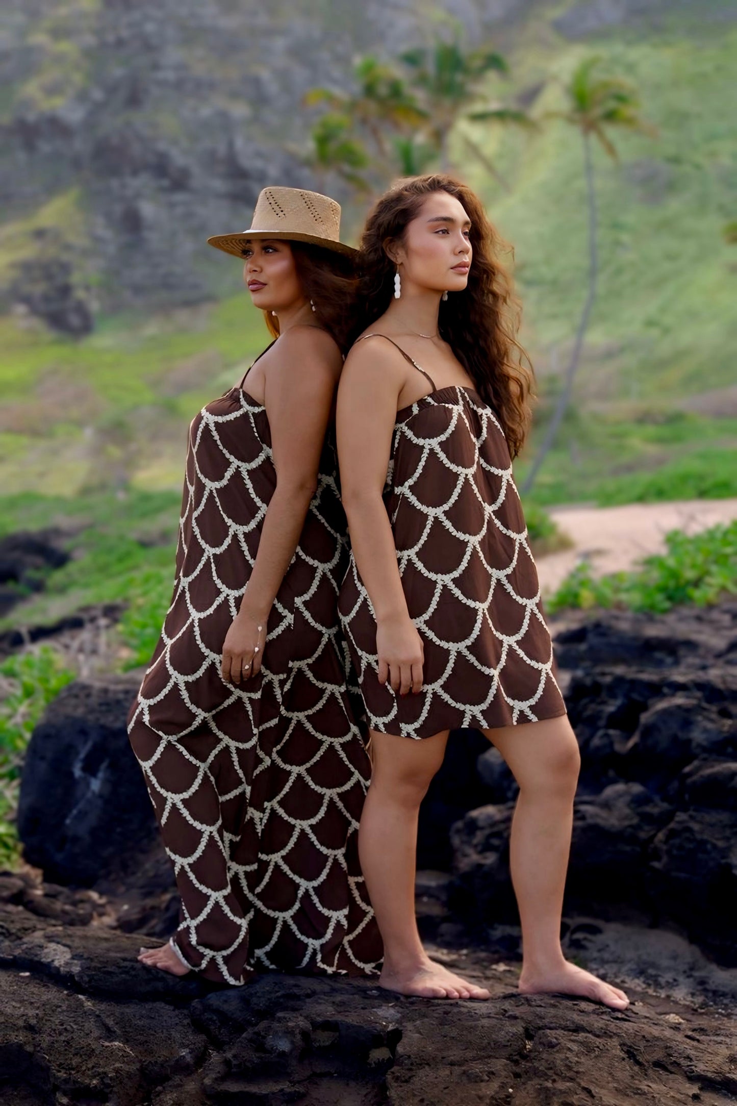 Pu’ulei Dress - Brown Scalloped Pikake