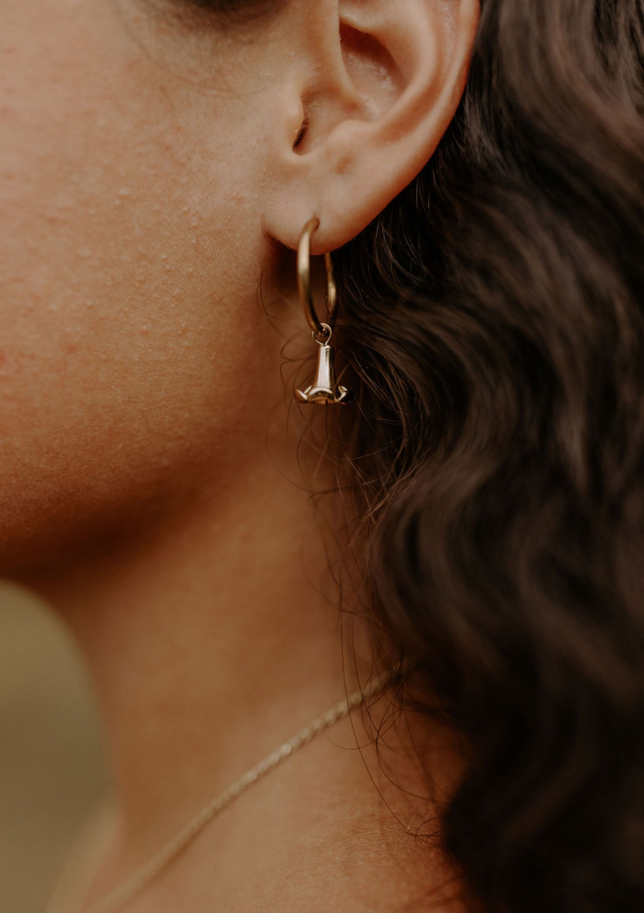Pua Kenikeni Chunky Hoops - Gold