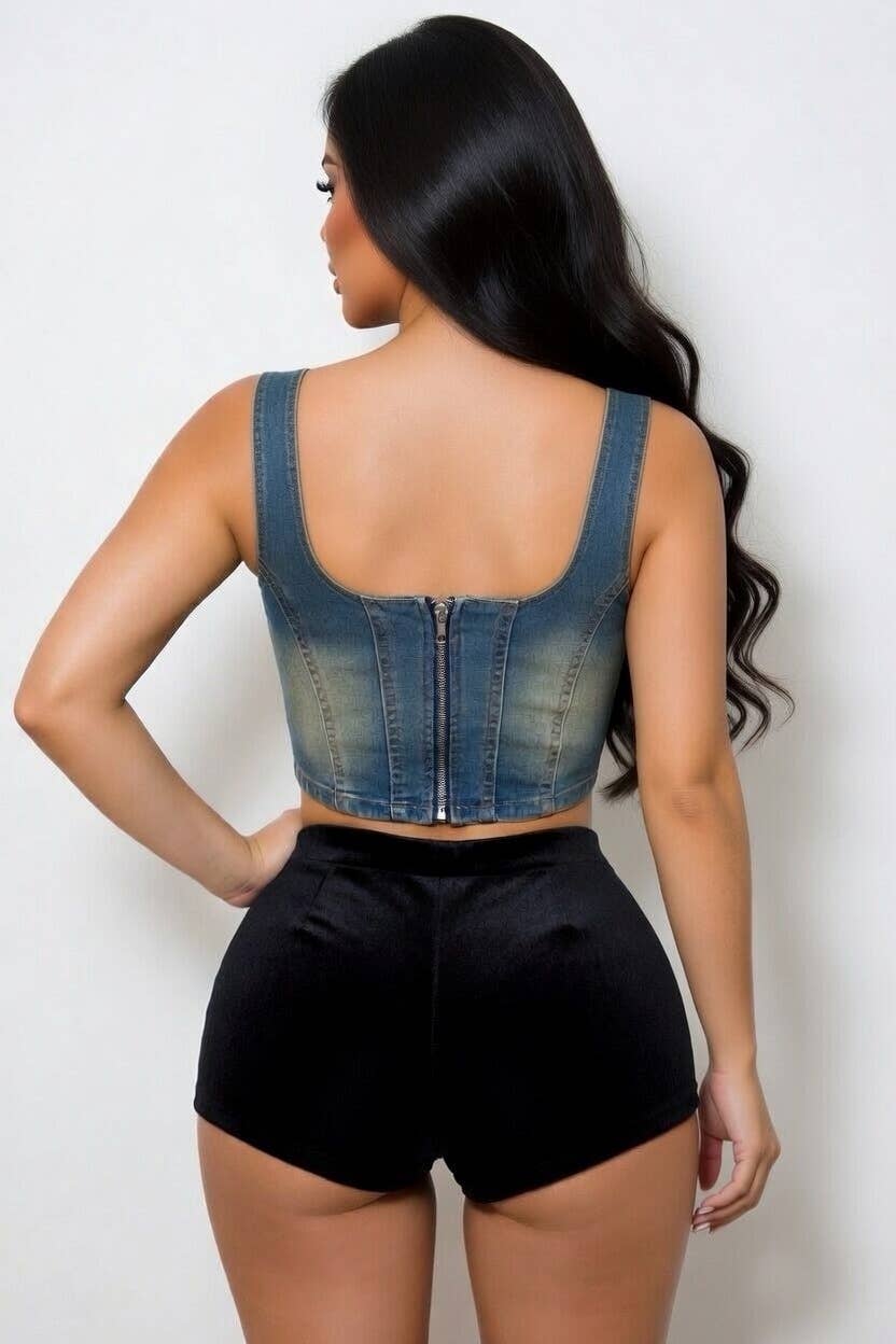 SLEEVELESS WASHED STRETCH DENIM CROP TOP