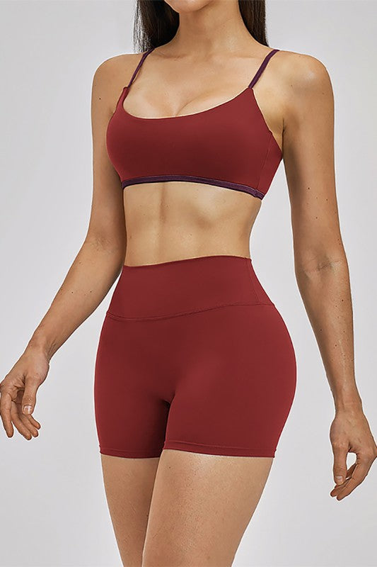High-Waisted Shorts - Red