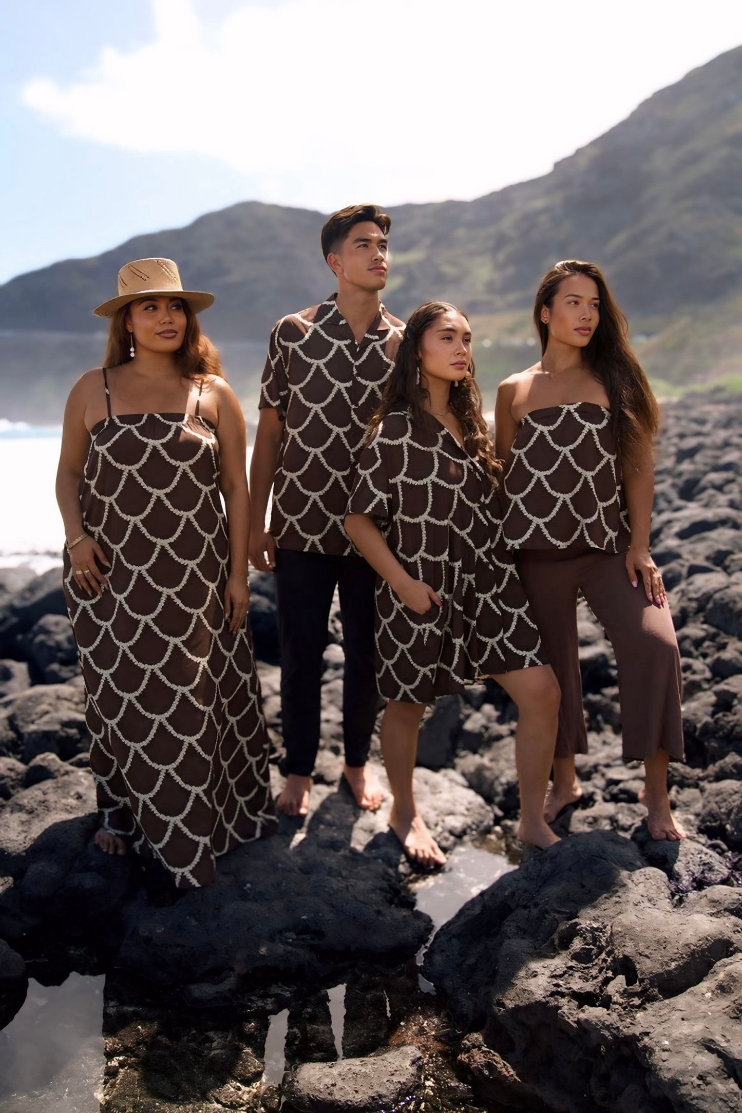 Women’s Brown Scalloped Pikake Shirt Dress