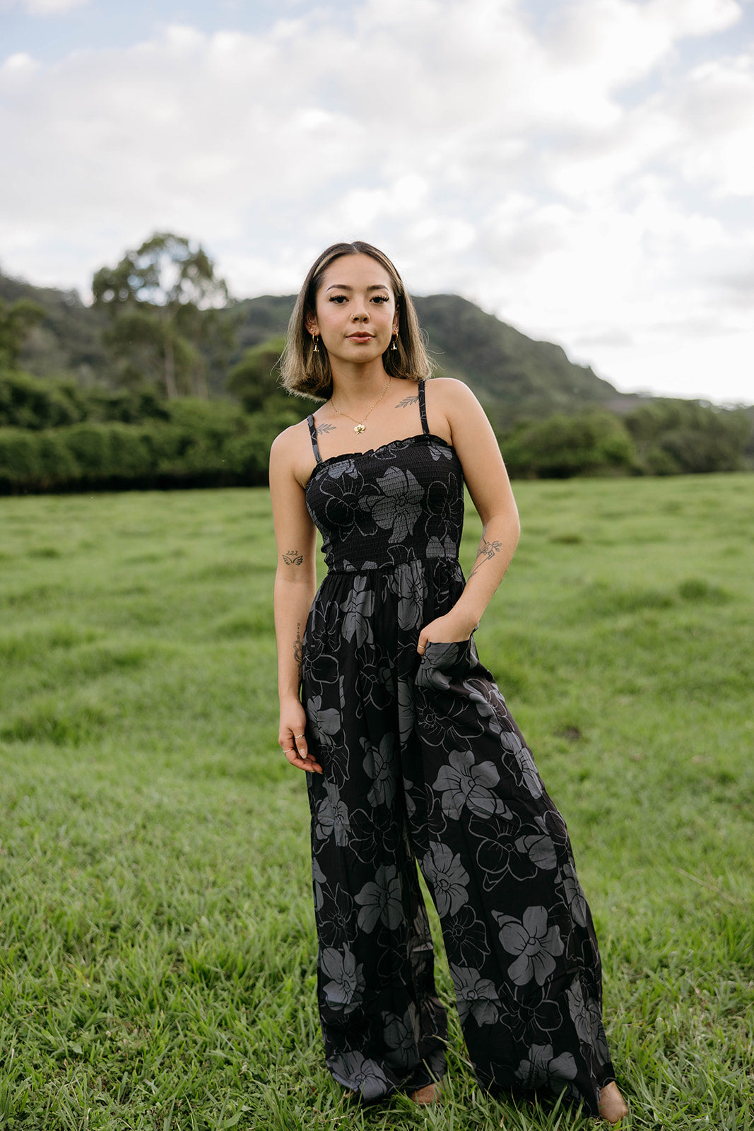 Chelley Jumpsuit - Pua Kenikeni (black & grey)