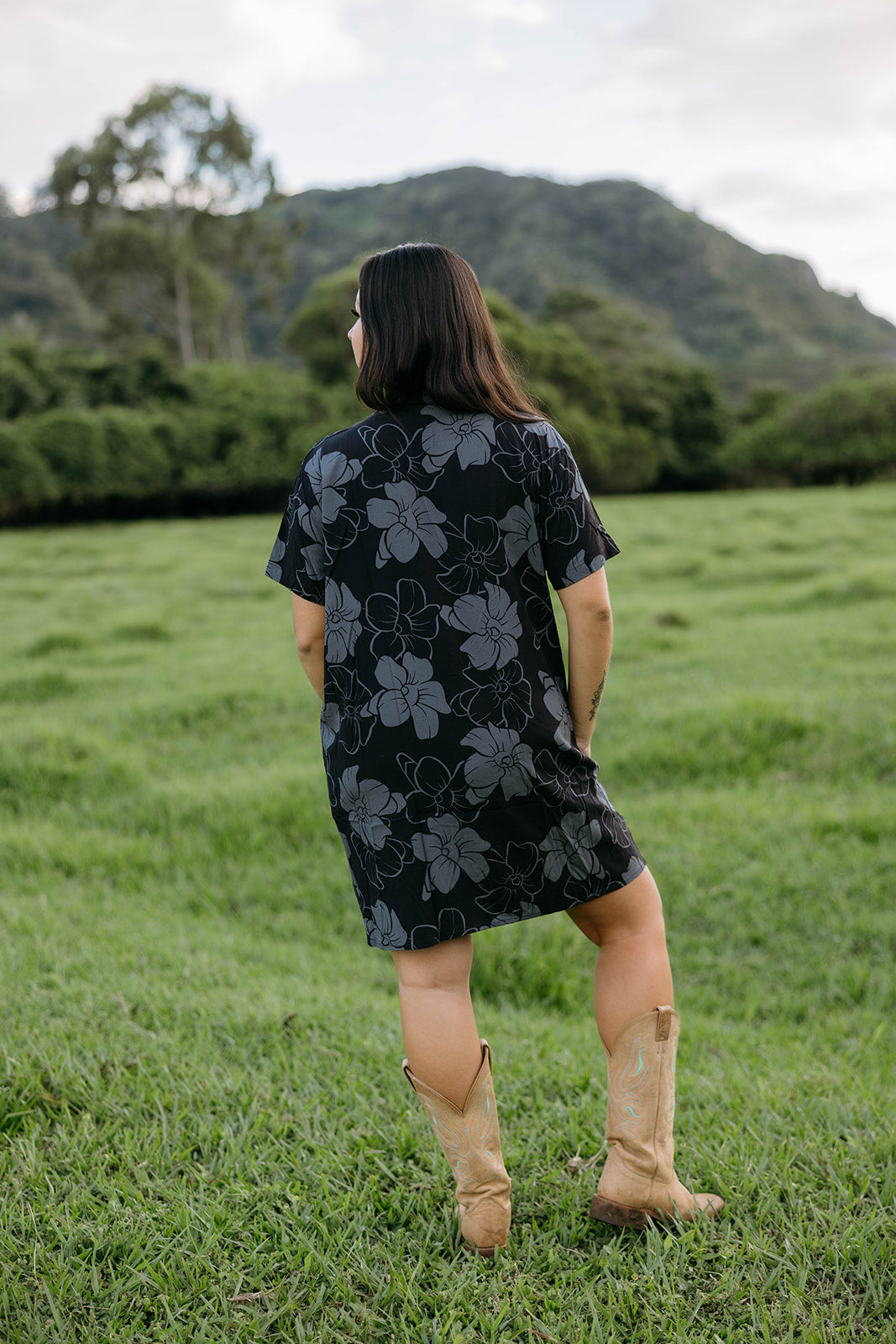 Shirt Dress - Pua Kenikeni (Black + Grey)