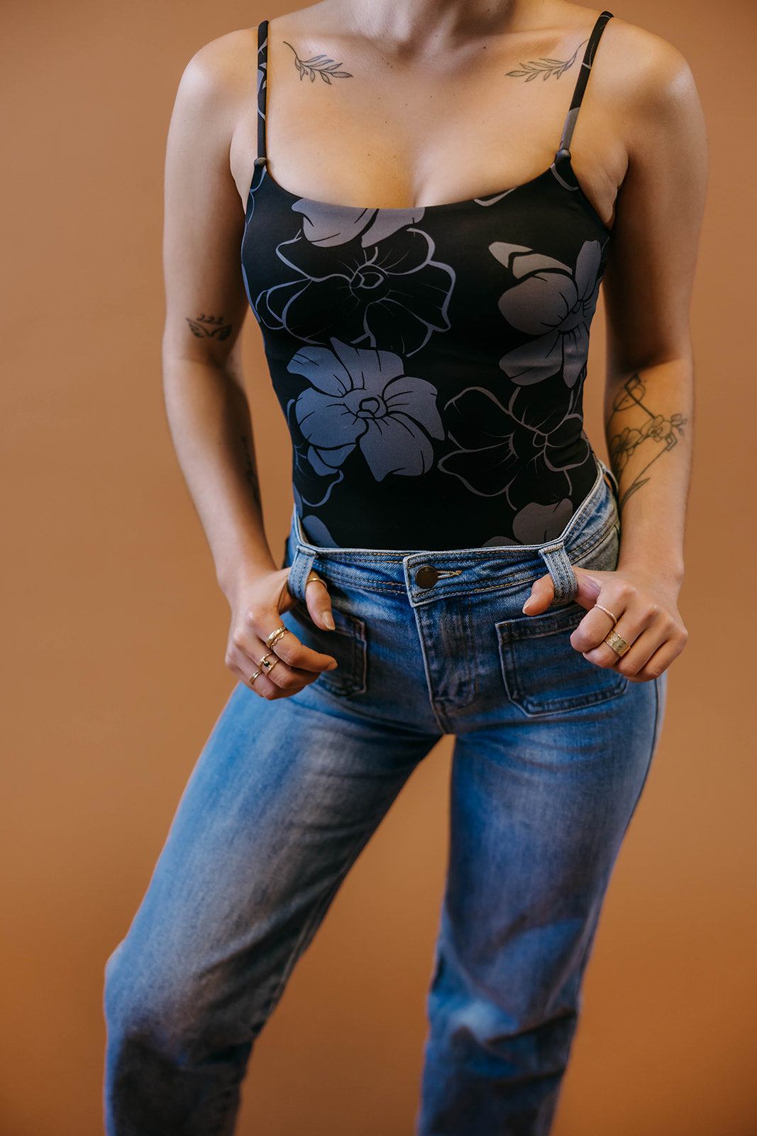 Bri Bodysuit - Pua Kenikeni (Black + Grey)