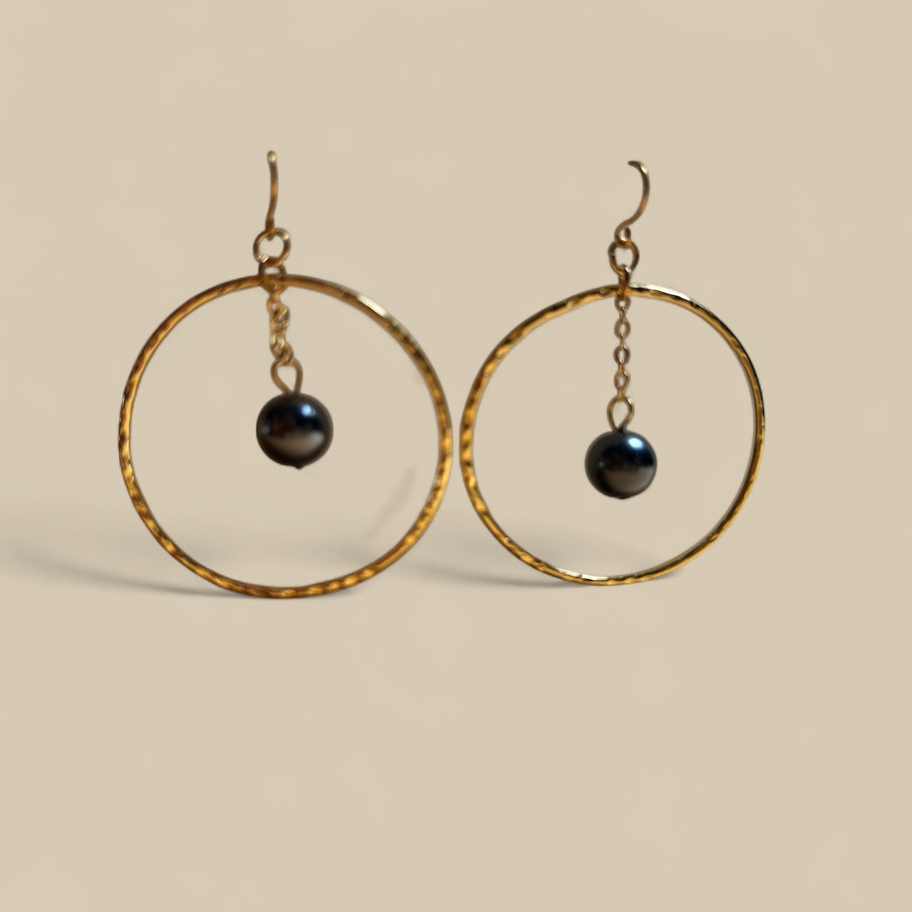 Justine Hoops - Black Pearl