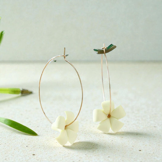 Clay Pua Kenikeni hoops- pale yellow