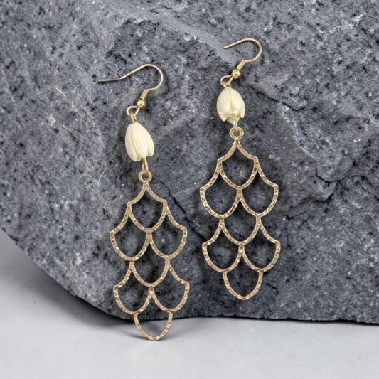 Scalloped Pikake Earrings