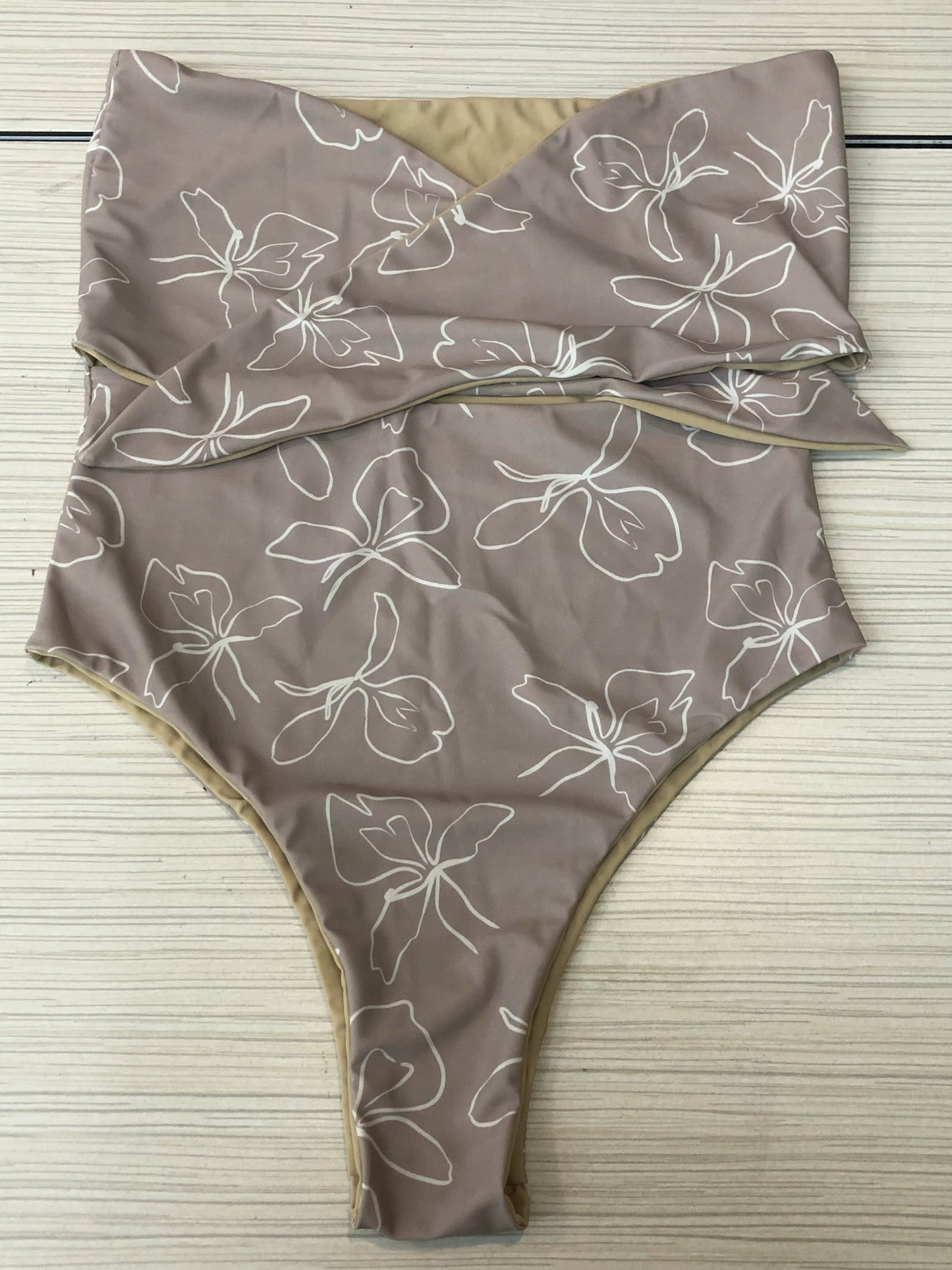 Kristy One Piece - Beige Ginger