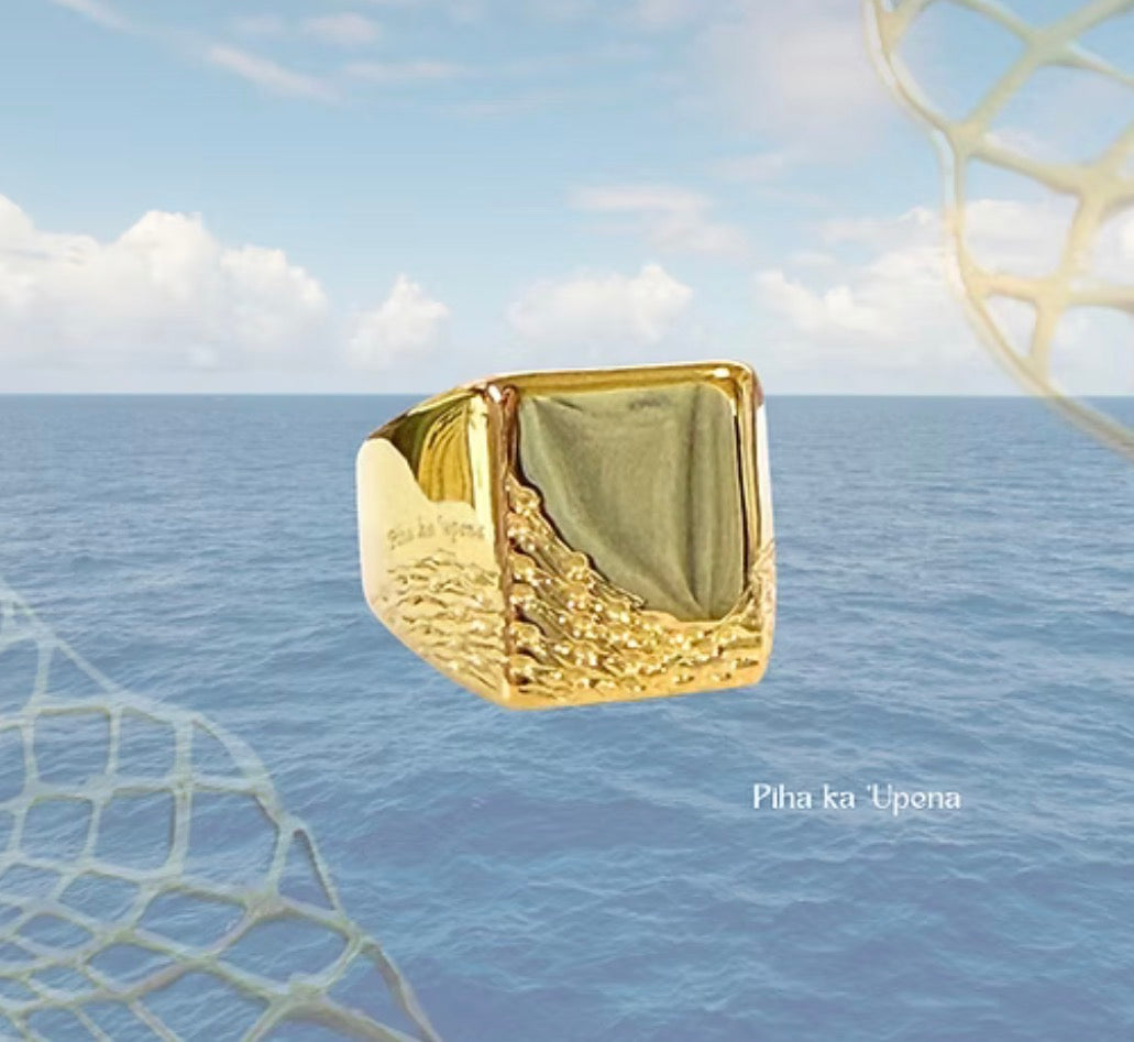 Upena Signet Ring