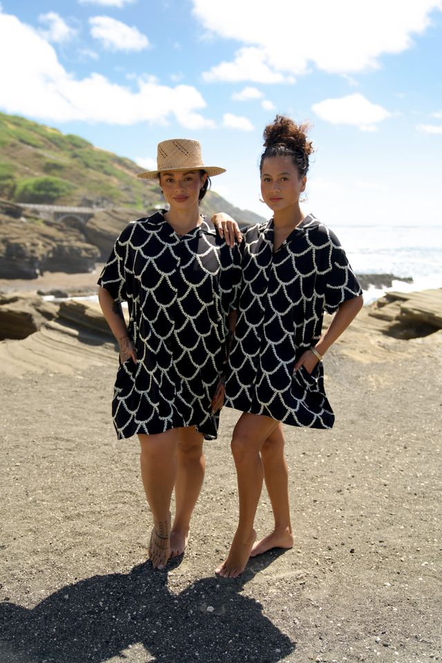 SHIRT DRESS - SCALLOPED PIKAKE (BLACK)