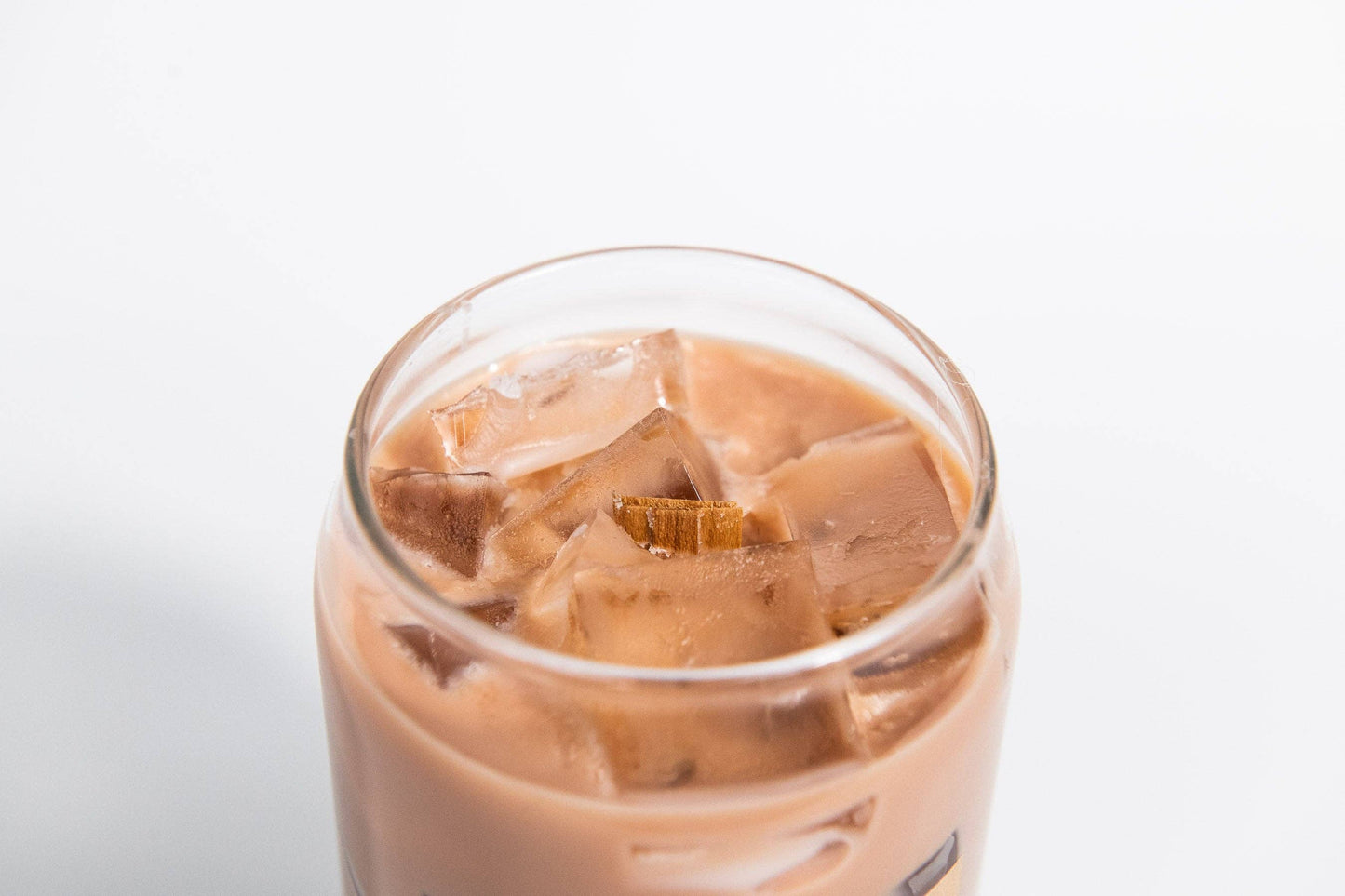Iced Caramel Macchiato Coffee Candle: 10 oz