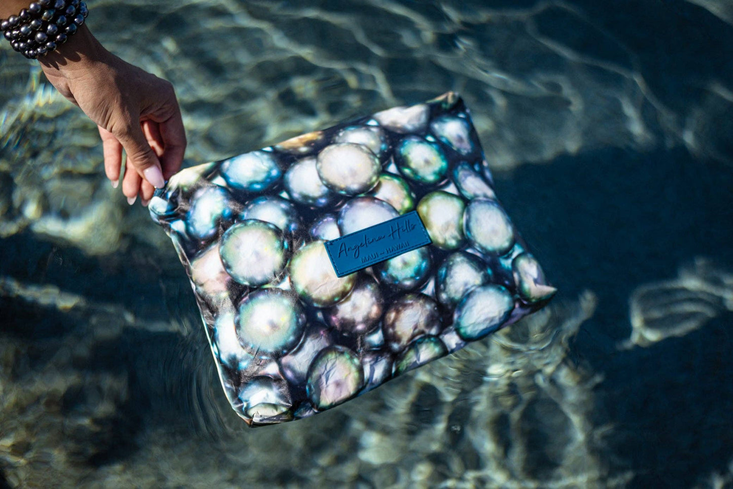 Tahitian Pearls Pouch