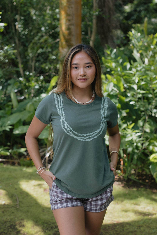Lei Pakalana Tee - Lush